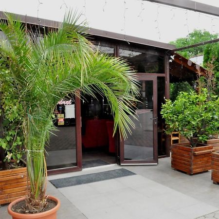 Hotel Andrei Aranyosgyéres Kültér fotó